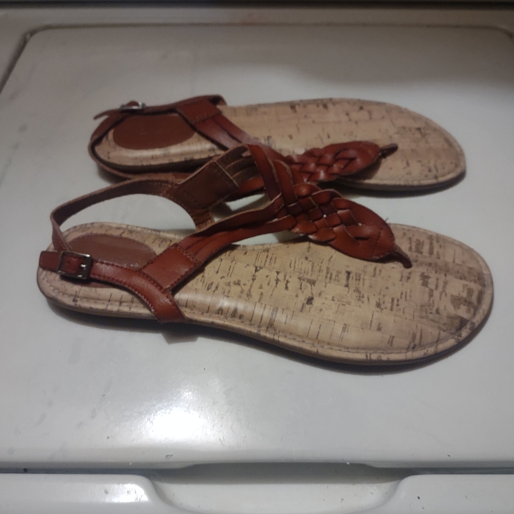Woman's Summer Sandles Merona Red Strap Leather size 10